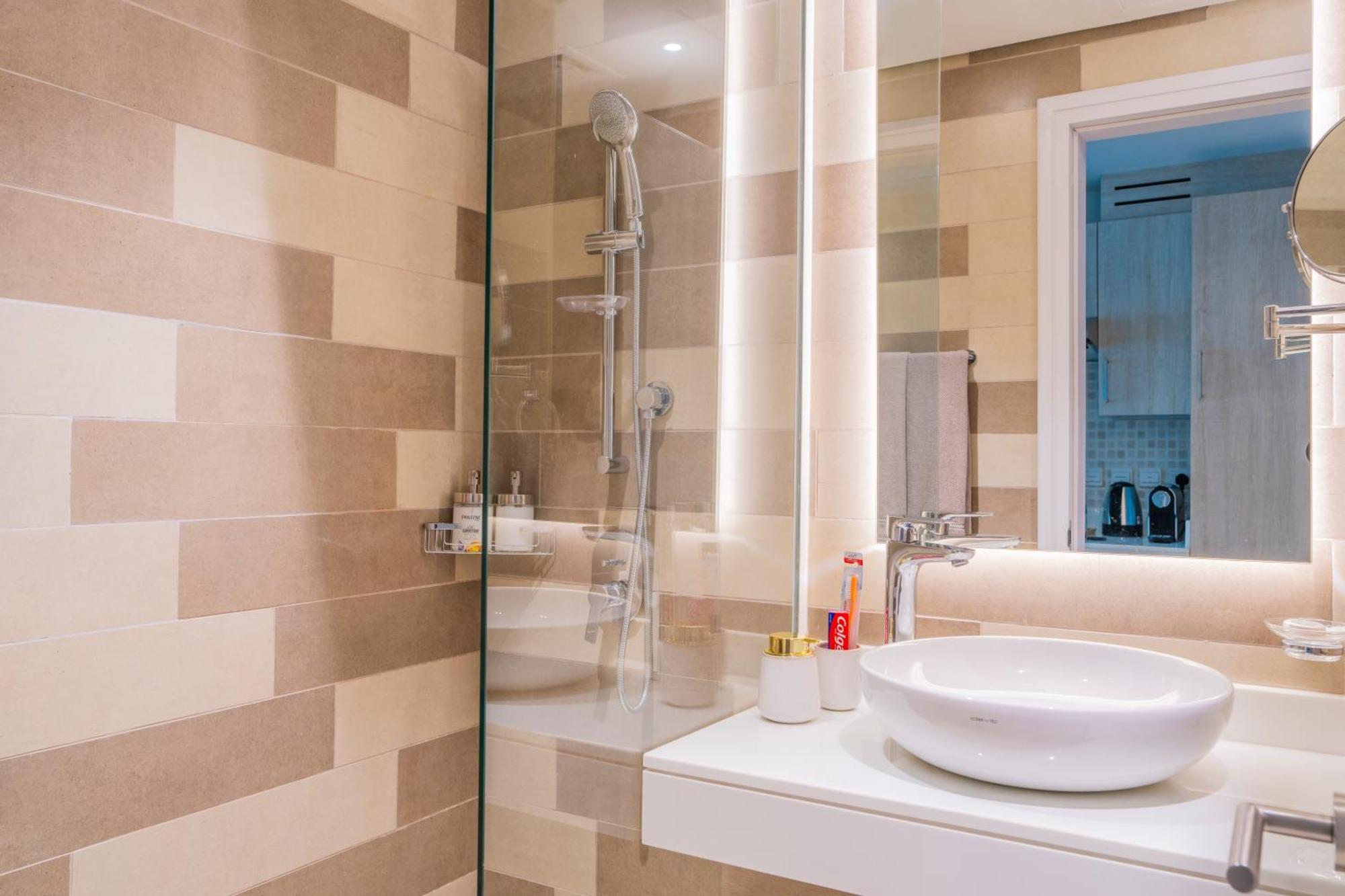 Studio With Pool And Private Beach Access On Palm Jumeirah Dubai Eksteriør billede